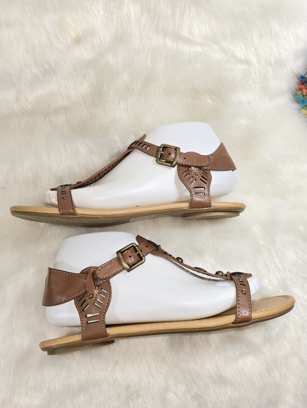 Curfew Norca Women’s Brown T-strap Studded/ Laser-cut Sandals - Picture 6 of 10